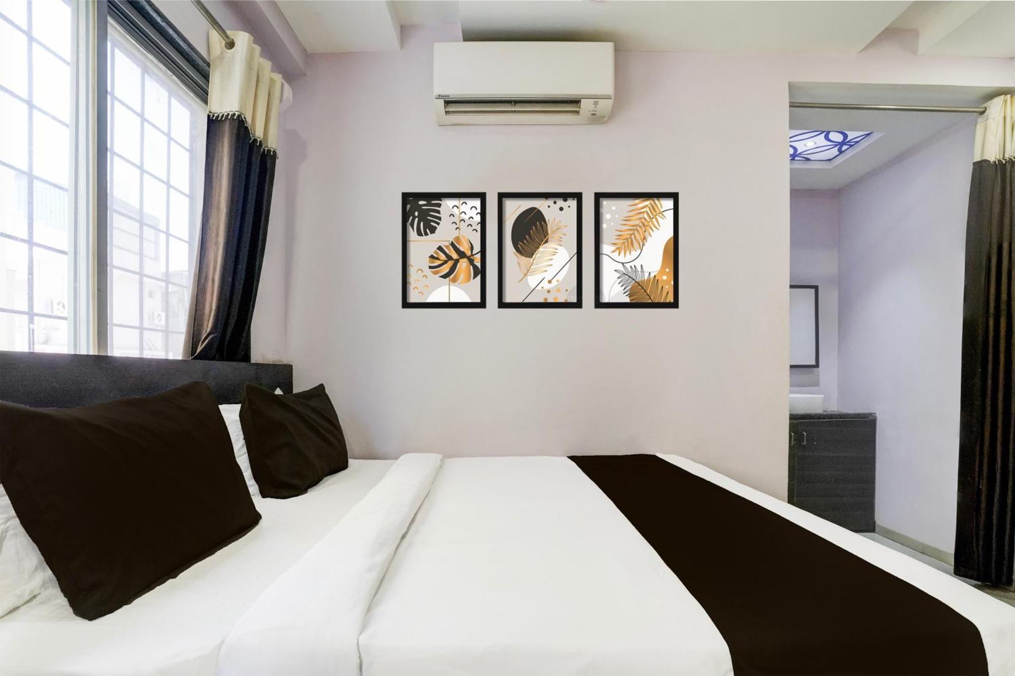 โอโย 16510 คีตาญชลี รีเจนซี Hotel เชอร์ดี ภายนอก รูปภาพ