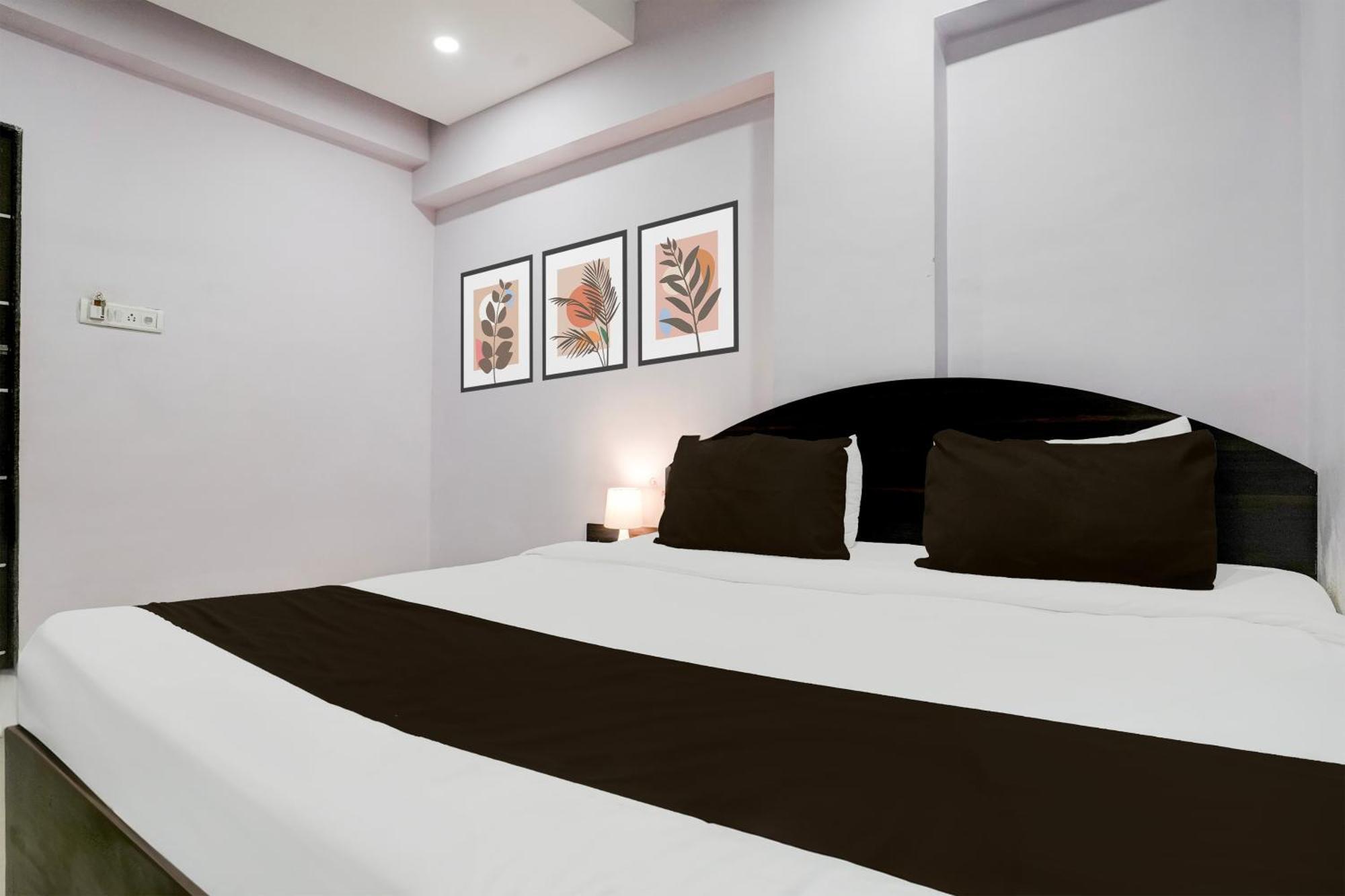 โอโย 16510 คีตาญชลี รีเจนซี Hotel เชอร์ดี ภายนอก รูปภาพ